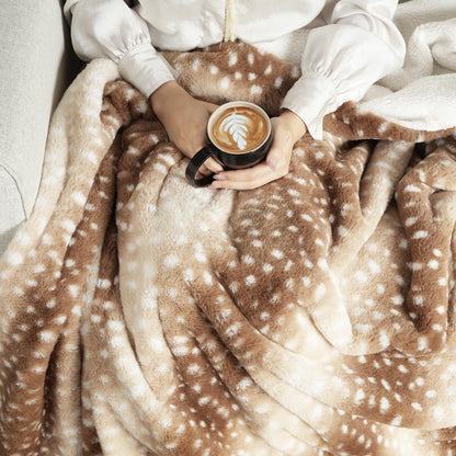 The Wild Fluffi Blanket